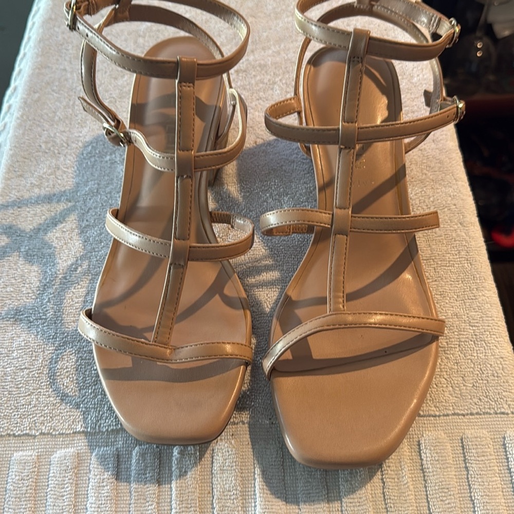 Anne Klein Tan Gladiator Sandals